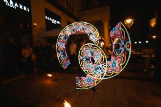 Paparazzi Kitchen&Bar Tűzzsonglőr Fellépés 2019
