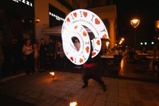 Paparazzi Kitchen&Bar Tűzzsonglőr Fellépés 2019
