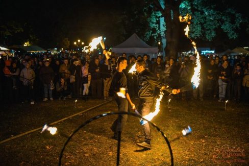 Tűzzsonglőr előadás Budapesten