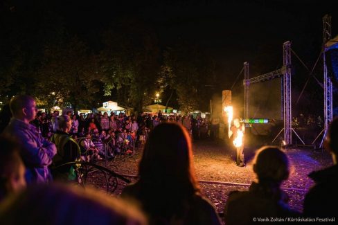 Budapest Kürtöskalács Fesztivál 2017 - Tűzzsonglőr bemutató