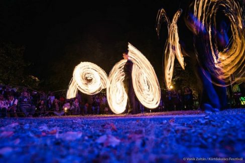 Budapest Kürtöskalács Fesztivál 2017 - Tűzzsonglőr bemutató