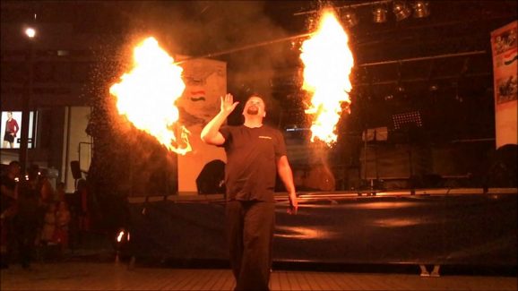 Düsseldorf, Ungartag, Feuertanz, 2016