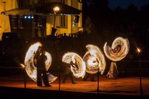 Nyírbátor, Szárnyassárkány Fesztivál, Tűzzsonglőr Műsor, 2016