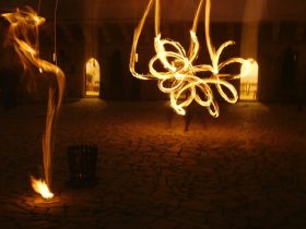 Diósgyőri Vár, Szerelmesek éjszakája, tűzzsonglőr bemutató, 2016