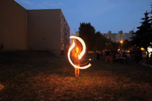Eger, Tinódi Általános Iskola, Szerenád, Tűzzsonglőr bemutató 2015