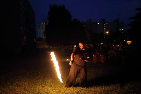Eger, Tinódi Általános Iskola, Szerenád, Tűzzsonglőr bemutató 2015