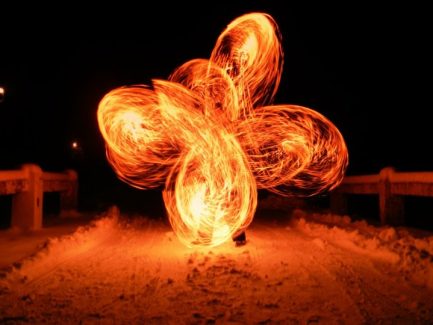 Bátor, Téli Tűzzsonglőr Fotózás, 2011