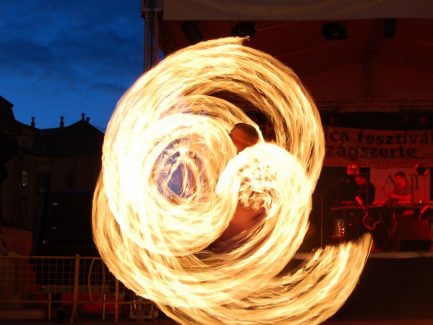 Debrecen, Mangalica Fesztivál, Tűzzsonglőr Bemutató 2014