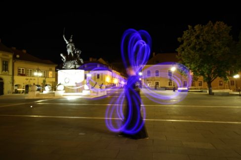 Eger, Dobó Tér, Régen és Most, Tűzzsonglőr Képek 2014