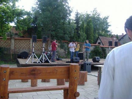 Eger, Egal Cult Club, 2006