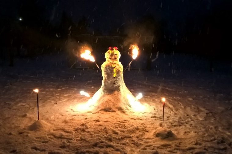 Karácsonyi Köszöntés Tűzzsonglőr Műsor