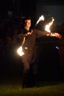 Szent Mihály Napi Vásár Tűzzsonglőr Show