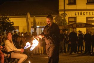 Tokaj Szüreti MÁSnapok Tűzzsonglőr Show