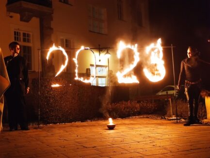 Lángoló Felirat 2023