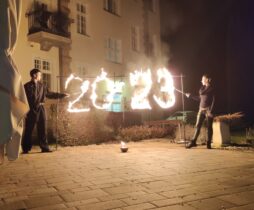 Lángoló Felirat 2023