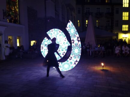 Hunguest Hotel Palota Lobbanáspont Tűzzsonglőr Show