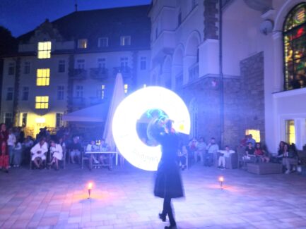 Hunguest Hotel Palota Lobbanáspont Tűzzsonglőr Show