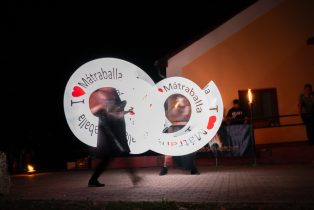 Mátraballa Burgonya Nap Lobbanáspont Tűzzsonglőr Produkció
