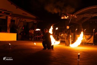 Bükkszenterzsébet Malomház Megnyitó Lobbanáspont Tűzzsonglőr produkció