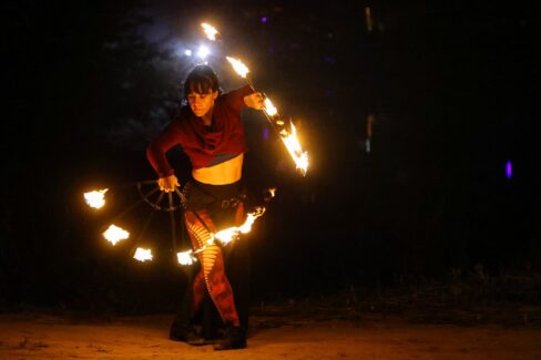Manas Fesztivál Tűzzsonglőr Műsor 2025