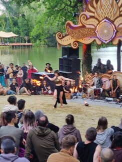 Manas Fesztivál Tűzzsonglőr Műsor 2025