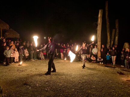 Miskolc Halloween Lidércfény Tűzzsonglőr Műsor 2025