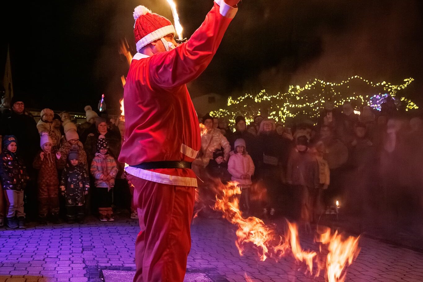 Mosonmagyaróvár Adventi Tűzzsonglőr Műsor 2025