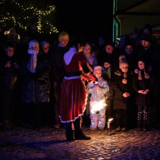 Mosonmagyaróvár Adventi Tűzzsonglőr Műsor 2025