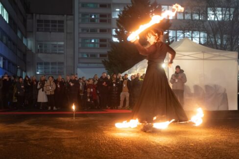 Budapest Céges Karácsonyi Tűzzsonglőr Műsor 2025
