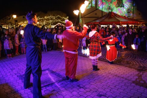 Mosonmagyaróvár Adventi Tűzzsonglőr Műsor 2025