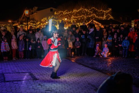 Mosonmagyaróvár Adventi Tűzzsonglőr Műsor 2025